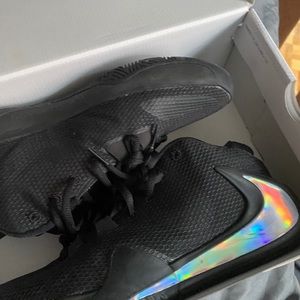 Zoom freaks basketball shoes